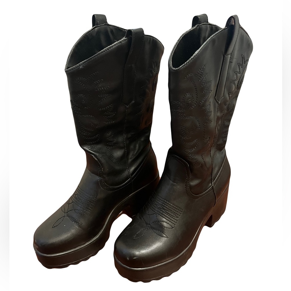 Used Koi Footwear Chunky Western cowboy Boots 🖤